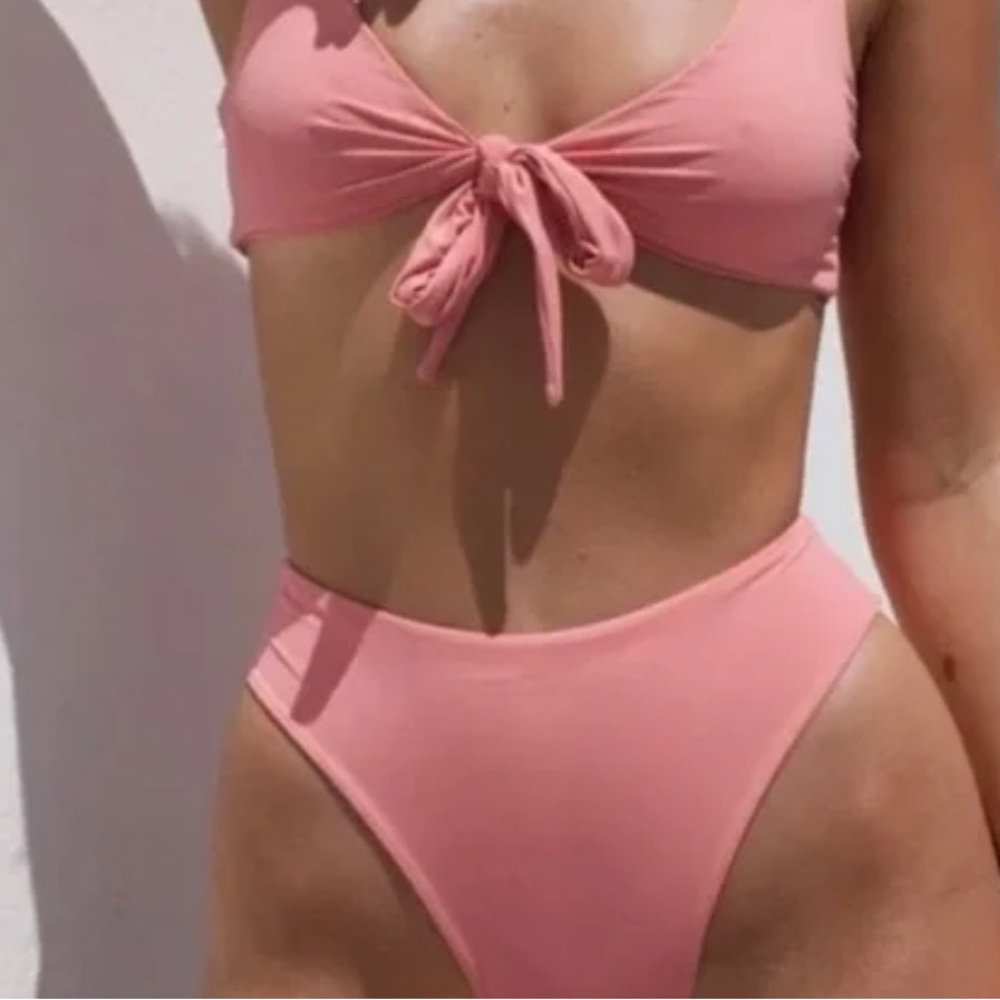 437 Kenzie Top & Aubrey Bottom in Pink